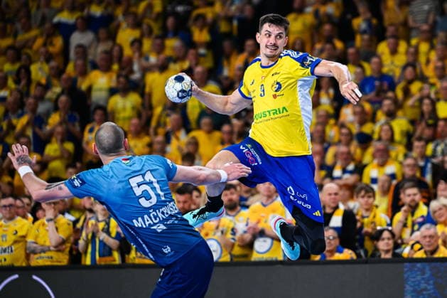 KIELCE 08.04.2026 MECZ PLAY-OFF LIGA MISTRZOW PILKA RECZNA MEZCZYZN SEZON 2025 2026 --- MENS HANDBALL EHF CHAMPIONS LEAGUE SEASON 2025 2026 MATCH: INDUSTRIA KIELCE - OTP BANK-PICK SZEGED SZYMON SICKO FOT. MICHAL TRZPIS 400MM.PL NEWSPIX.PL --- newspix.pl 