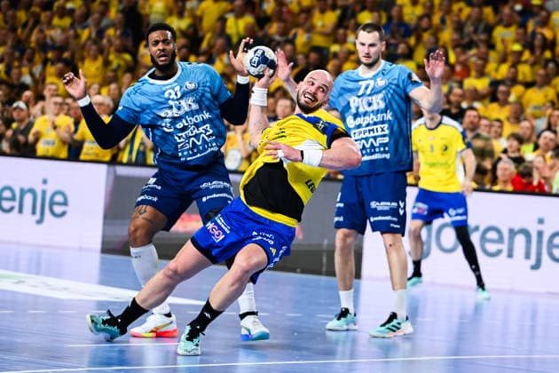 KIELCE 08.04.2026 MECZ PLAY-OFF LIGA MISTRZOW PILKA RECZNA MEZCZYZN SEZON 2025 2026 --- MENS HANDBALL EHF CHAMPIONS LEAGUE SEASON 2025 2026 MATCH: INDUSTRIA KIELCE - OTP BANK-PICK SZEGED ARTSEM KARALEK FOT. MICHAL TRZPIS 400MM.PL NEWSPIX.PL --- newspix.pl 