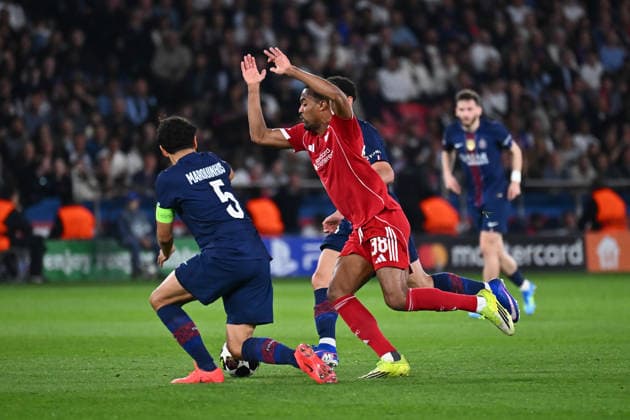 FOOTBALL : PSG vs Liverpool - Ligue des Champions - 08 04 2026 Marquinhos of Paris Saint Germain , Warren ZAIRE EMERY of Paris Saint Germain and Ryan Gravenberch of Liverpool during the UEFA Champions League match between Paris Saint Germain and Liverpool FC at Parc Des Princes on April 08 , 2026 in Paris, France. ( Photo by Federico Pestellini PsnewZ ) ParisFrance  Copyright: xFedericoxPestellinix