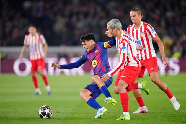 FC Barcelona, Barca v Atletico de Madrid - UEFA Champions League 2025 26 Quarter-Final First Leg Pedri central midfield of Barcelona and Spain and Antoine Griezmann second striker of Atletico de Madrid and France compete for the ball during the UEFA Champions League 2025 26 Quarter-Final First Leg match between FC Barcelona and Club AtlÃ tico de Madrid at Estadio Spotify Camp Nou on April 8, 2026 in Barcelona, Spain. Barcelona Spain  Copyright: xJosexBretonx originalFilename:bretonhernandez-fcbarcel260408_npDSg.jpg