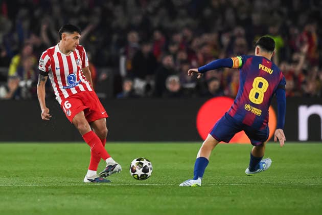 UEFA Champions League 2025 2026 quarter-final, FC Barcelona, Barca Atletico de Madrid, at Estadio Campo Nou in Barcelona Spain April 08, 2026, Barcelona, Barcelona, Spain: Nahuel Molina of Atletico de Madrid during the UEFA Champions League 2025 2026 quarter-final, FC Barcelona Atletico de Madrid, at Estadio Campo Nou in Barcelona Spain Barcelona Barcelona Spain Copyright: xPACOxLARGOx