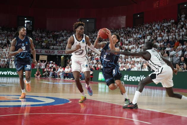 JL Bourg v Turk Telekom - EuroCup Basketball BOURG-EN-BRESSE, FRANCE - APRIL 8: Michael Devoe (0) of Turk Telekom in action during the third game of EuroCup Basketball semifinal match between JL Bourg and Turk Telekom in Bourg-en-Bresse, France on April 8, 2026. Mathieu Prudhomme Anadolu Bourg-en-Bresse France. Editorial use only. Please get in touch for any other usage.  Copyright: x2026xAnadoluxMathieuxPrudhommex
