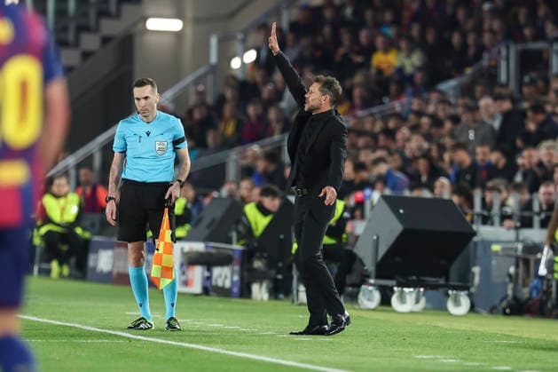 April 8, 2026, Barcelona, Barcelona, SPAIN: Diego Simeone, head coach of Atletico de Madrid, gestures during the UEFA Champions League 2025 26 Quarter-finals First Leg, football match played between FC Barcelona, Barca and Atletico de Madrid at Spotify Camp Nou stadium on April 08, 2026 in Barcelona, Spain. Barcelona SPAIN - ZUMAa181 20260408_zaa_a181_236 Copyright: xIrinaxR.xHipolitox