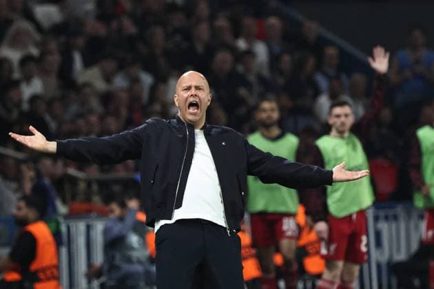 Ligue des Champions Psg Liverpool PHOTOPQR LE PARISIEN LP Fred Dugit (Staff) ; Paris ; 08 04 2026 ; Sports Parc des Princes, Paris (XVIe), le 08 04 2026 Quart de finale aller de ligue des Champions Psg-Liverpool LP Fred Dugit Arne Slot -- 8 April 2026 Parc des Princes, Paris (16th arrondissement), France Champions League quarter-final first leg: PSG v Liverpool *** Local Caption *** LP Fred Dugit Paris 75 France  Copyright: xPHOTOPQR LExPARISIEN MAXPPPxLPx xFredxDugitx(Staff)x 20260408LPA0430 20260408LPA0430