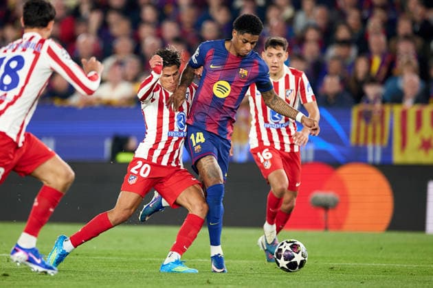 FC Barcelona, Barca v Atletico Madrid - UEFA Champions League BARCELONA, SPAIN - APRIL 8: Marcus Rashford of FC Barcelona in action with Giuliano Simeone of Atletico de Madrid during the UEFA Champions League match between FC Barcelona v Atletico Madrid at the Camp Nou on April 8, 2026 in Barcelona Spain. Adria Puig Anadolu Barcelona Spain. Editorial use only. Please get in touch for any other usage.  Copyright: x2026xAnadoluxAdriaxPuigx