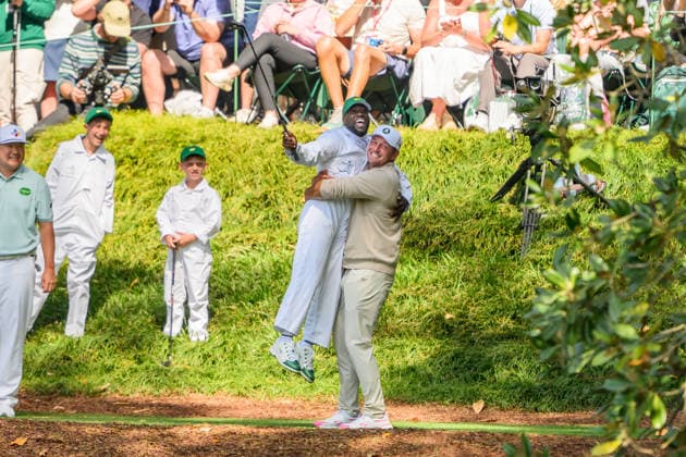 260408 Bryson DeChambeau of the United States and Kevin Hart during the Par Three Contest prior to the 2026 Masters Golf Tournament on April 8, 2026 in Augusta. Photo: Petter Arvidson BILDBYRAN kod PA PA1192 golf masters bbeng the masters augusta Copyright: PETTERxARVIDSON BB260408PA042