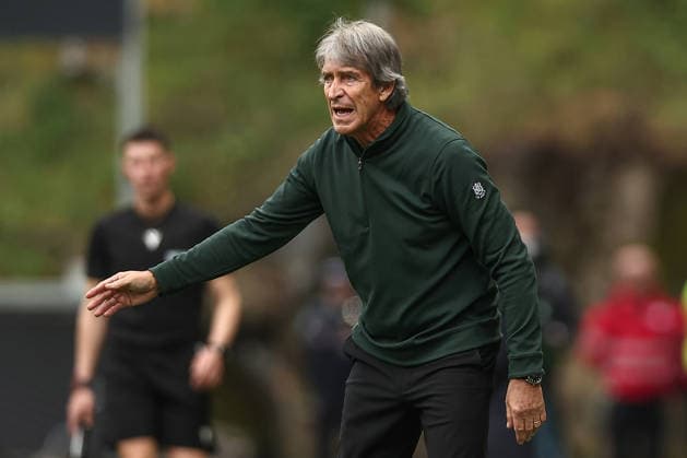 Braga, 08 04 2026 Sporting Clube de Braga hosted Real Betis this afternoon at the Estadio Municipal de Braga in a match corresponding to the first leg of the UEFA Europa League 2025 26 quarter-finals. Manuel Pellegrini (Miguel Pereira) NI182159MIGUELPEREIRA1669 Braga Portugal Copyright: xMiguelxPereirax