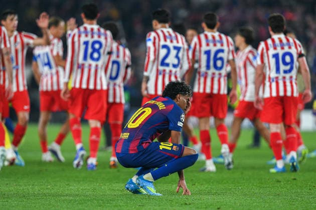 FC Barcelona, Barca v ATLETICO DE MADRID SPOTIFY CAMP NOU. BARCELONA. April 8, 2026 FC BARCELONA vs ATLETICO DE MADRID April 8, 2026 Lamine Yamal (10) of FC Barcelona at the end of the soccer match corresponding to the quarter finals match of the UEFA Champions League between FC Barcelona and Atletico de Madrid at Spotify Camp Nou in Barcelona, Spain. Barcelona ESP Copyright: xS.xRosx