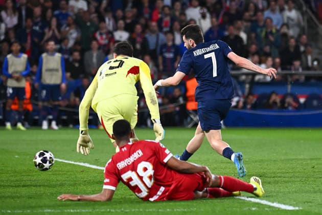 FOOTBALL : PSG vs Liverpool - Ligue des Champions - 08 04 2026 Khvicha Kvaratskhelia of Paris Saint Germain scores a goal during the UEFA Champions League match between Paris Saint Germain and Liverpool FC at Parc Des Princes on April 08 , 2026 in Paris, France. ( Photo by Federico Pestellini PsnewZ ) ParisFrance  Copyright: xFedericoxPestellinix