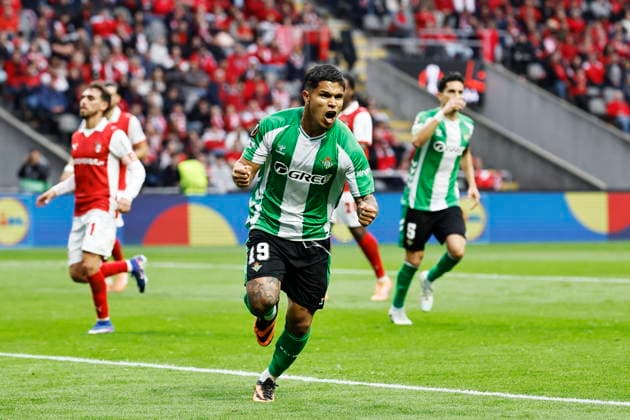 Cucho Hernandez (Betis), APRIL 8, 2026 - Football Soccer : Cucho celebrate after his goal during UEFA Europa League Quarter-finals 1st leg match between SC Braga - Real Betis Balompie at the Estadio Municipal de Braga in Braga, Portugal. Noxthirdxpartyxsales  aflo_326318502