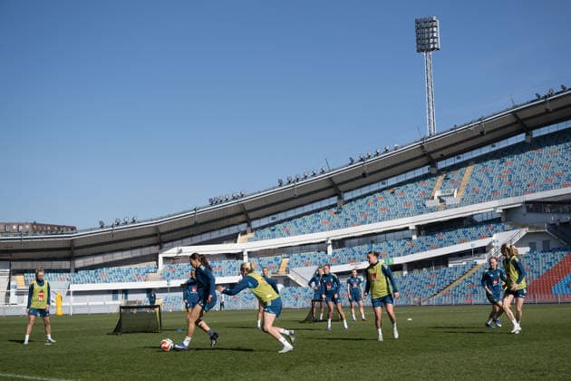 260409 Rosa Kafaji at a training session with the women s national football team of Sweden on April 9, 2026 in Göteborg. Photo: Daniel Stiller BILDBYRAN kod DS DS0570 fotboll football soccer fotball sverige sweden dam bbeng sverige sweden Copyright: DANIELxSTILLER BB260409DS001