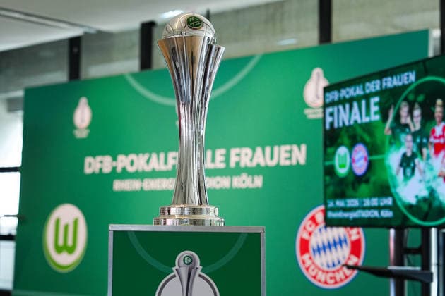 09.04.2026, xydrx, Fußball, DFB Pokal, Frauen, Finalisten-Talk und Cup Handover, Saison 2025 2026, Rhein-Energie-Stadion: Trophäe des DFB Pokals der Frauen DFB regulations prohibit any use of photographs as image sequences and or quasi-video. Copyright: HMBxMedia YannisxDreimann