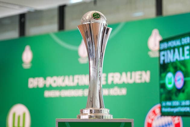 09.04.2026, xydrx, Fußball, DFB Pokal, Frauen, Finalisten-Talk und Cup Handover, Saison 2025 2026, Rhein-Energie-Stadion: Trophäe des DFB Pokals der Frauen DFB regulations prohibit any use of photographs as image sequences and or quasi-video. Copyright: HMBxMedia YannisxDreimann
