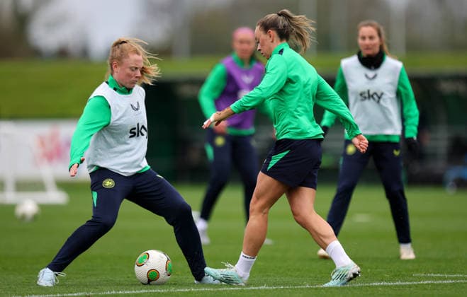 Republic of Ireland WNT Squad Training, FAI National Training Centre, Dublin 9 4 2026 Amber Barrett and Katie McCabe Amber Barrett and Katie McCabe 9 4 2026  Copyright: x INPHO RyanxByrnex RB1_8709