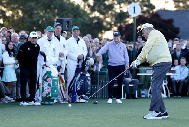 Golf 2026 Masters Tournament - Round 1 Golf legend Jack Nicklaus takes part in the ceremonial first tee as a Honorary Starter before Round 1 of the 2026 Masters tournament in August, Georgia, USA, 09 April 2026. Augusta United States  Copyright: xERIKxS.xLESSERx