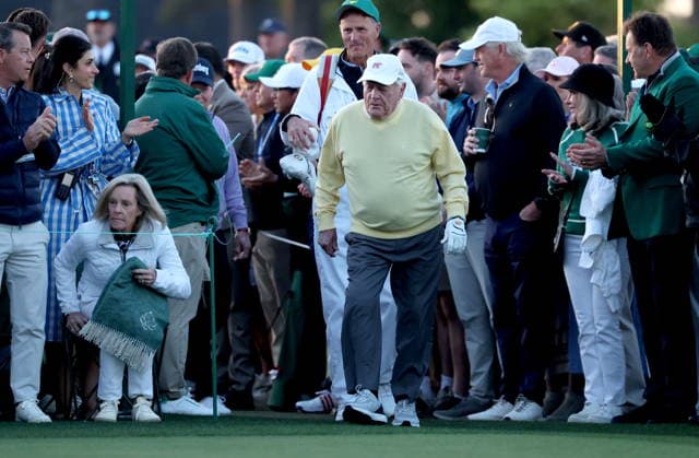 Golf 2026 Masters Tournament - Round 1 Golf legend Jack Nicklaus takes part in the ceremonial first tee as Honorary Starters before Round 1 of the 2026 Masters tournament in August, Georgia, USA, 09 April 2026. Augusta United States  Copyright: xCHRISxTORRESx