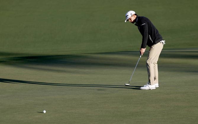 Golf 2026 Masters Tournament - Round 1 John Keefer of the USA plays a putt on hole 2 in Round 1 of the 2026 Masters tournament in August, Georgia, USA, 09 April 2026. Augusta United States  Copyright: xERIKxS.xLESSERx