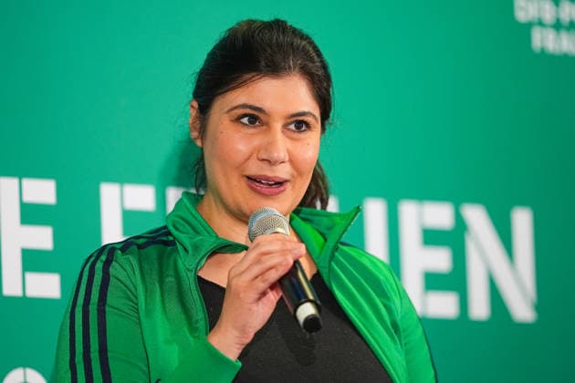 09.04.2026, xydrx, Fußball, DFB Pokal, Frauen, Finalisten-Talk und Cup Handover, Saison 2025 2026, Rhein-Energie-Stadion: Derya Karadag (Bürgermeisterin Stadt Köln) DFB regulations prohibit any use of photographs as image sequences and or quasi-video. Copyright: HMBxMedia YannisxDreimann