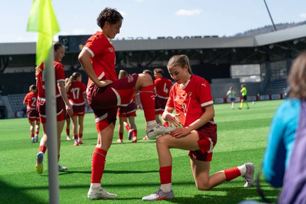 Biel Bienne, Switzerland - April 09:Emanuela Pfister celebrating her goal with Giulia Looser during the WU19 Euro qualifiers match between Wales WU19 and Switzerland WU19 At Tissot Arena on April 09, 2026 in Biel Bienne, Switzerland Copyright: xBlendixSmajlix-xSPPx Sportspressphoto_SPR126979