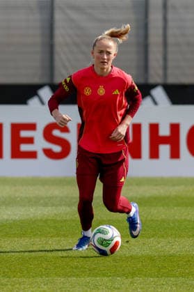 09.04.2026, xgrfx, Fussball DFB-Medientermine, Deutsche Frauennationalmannschaft - Training v.l. Lea Schüller (Deutsche Frauennationalmannschaft) (DFL DFB REGULATIONS PROHIBIT ANY USE OF PHOTOGRAPHS as IMAGE SEQUENCES and or QUASI-VIDEO) Herzogenaurach