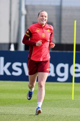 Herzogenaurach, Deutschland 09. April 2026: Länderspielmaßnahme der deutschen Fußballnationalmannschaft der Frauen zur Vorbereitung auf die WM-Qualifikation in Herzogenaurach - Training Im Bild: Franziska Kett (Deutschland) Copyright: HMBxMedia MadeleinexFantini