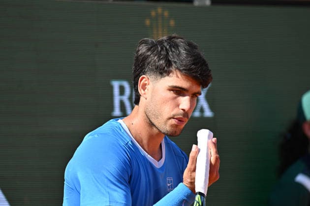 Carlos Alcaraz lors de la cinquième journée du Rolex Monte-Carlo Masters au Monte-Carlo Country Club de Monaco, le 9 avril 2026. Bruno Bebert Bestimage Carlos Alcaraz during the fifth day of the Rolex Monte-Carlo Masters at the Monte-Carlo Country Club in Monaco, on April 9, 2026. Monte-Carlo Monaco  Copyright: xBrunoxBebertx xBestimagexBrunoxBebertx xBestimagex