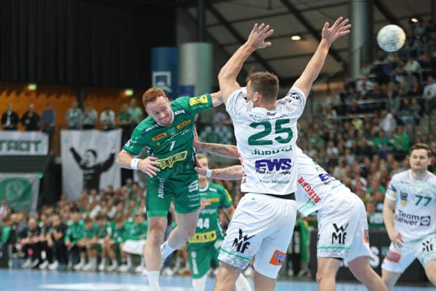 Handball DAIKIN HBL, SC DHfK Leipzig - FRISCH AUF! Göppingen; 09.04.2026 Tomas Piroch (7, SC DHfK Leipzig) wirft. Handball, DAIKIN HBL, 1. Bundesliga, Saison 2025 2026, 28. Spieltag: SC DHfK Leipzig vs. FRISCH AUF! Göppingen am 09.04.2026 in der Quarterback Immobilien Arena Leipzig. Copyright: xBEAUTIFULxSPORTS JanxKaeferx