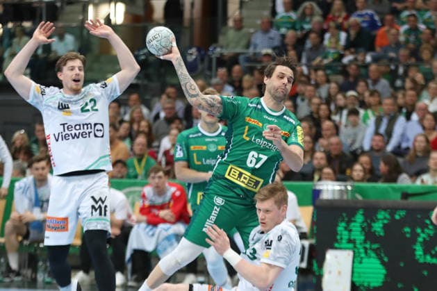 Handball DAIKIN HBL, SC DHfK Leipzig - FRISCH AUF! Göppingen; 09.04.2026 Dean Bombac (67, SC DHfK Leipzig) beim Wurf. Handball, DAIKIN HBL, 1. Bundesliga, Saison 2025 2026, 28. Spieltag: SC DHfK Leipzig vs. FRISCH AUF! Göppingen am 09.04.2026 in der Quarterback Immobilien Arena Leipzig. Copyright: xBEAUTIFULxSPORTS JanxKaeferx