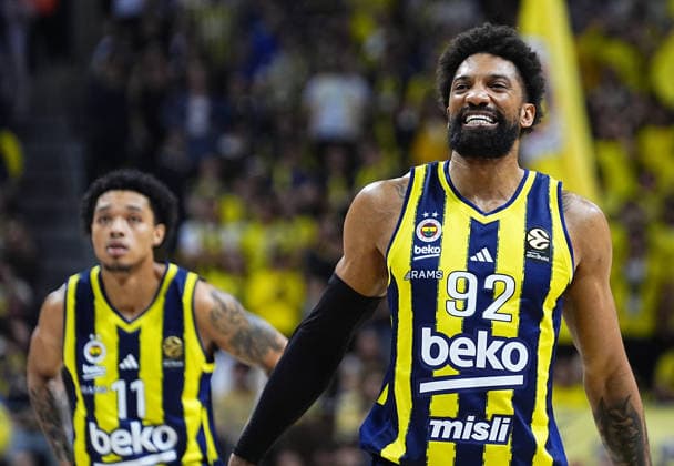 Fenerbahce Beko v Real Madrid - EuroLeague ISTANBUL, TURKIYE - APRIL 9: Khem Birch (92) of Fenerbahce Beko in action during EuroLeague week 37 basketball match between Fenerbahce Beko and Real Madrid at Ulker Sports and Event Hall in Istanbul, Turkiye on April 9, 2026. Esra Bilgin Anadolu Istanbul Turkey. Editorial use only. Please get in touch for any other usage.  Copyright: x2026xAnadoluxEsraxBilginx
