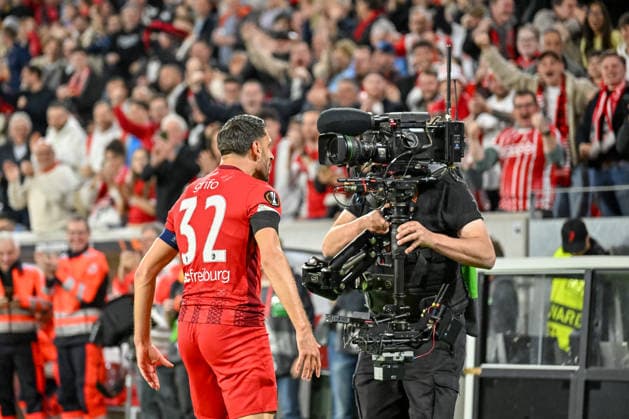 Jubel zum Tor zum 1:0 durch Vincenzo Grifo (SC Freiburg, 32) GER, SC Freiburg - Celta Vigo, Fussball, Europa League, Viertelfinale, Saison 2025 2026, 09.04.2026 GER, SC Freiburg - Celta Vigo, Fussball, Europa League, Viertelfinale, Saison 2025 2026, 09.04.2026 Freiburg Copyright: xEibner-Pressefoto ThomasxHessx EP_THS