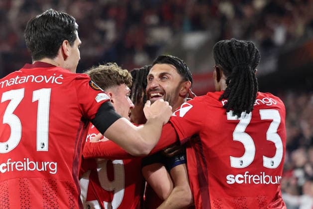 09.04.2026, xrekx, Fussball UEFA Europa League, SC Freiburg - Celta Vigo v.l. Torjubel nach dem Tor zum celebrating the goal celebrate 1:0 durch Vincenzo Grifo (SC Freiburg) (DFL DFB REGULATIONS PROHIBIT ANY USE OF PHOTOGRAPHS as IMAGE SEQUENCES and or QUASI-VIDEO) Freiburg