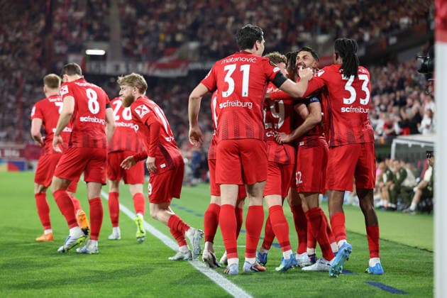 09.04.2026, xrekx, Fussball UEFA Europa League, SC Freiburg - Celta Vigo v.l. Torjubel nach dem Tor zum celebrating the goal celebrate 1:0 durch Vincenzo Grifo (SC Freiburg) (DFL DFB REGULATIONS PROHIBIT ANY USE OF PHOTOGRAPHS as IMAGE SEQUENCES and or QUASI-VIDEO) Freiburg