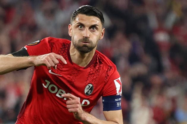 09.04.2026, xrekx, Fussball UEFA Europa League, SC Freiburg - Celta Vigo v.l. Torjubel nach dem Tor zum celebrating the goal celebrate 1:0 durch Vincenzo Grifo (SC Freiburg) (DFL DFB REGULATIONS PROHIBIT ANY USE OF PHOTOGRAPHS as IMAGE SEQUENCES and or QUASI-VIDEO) Freiburg