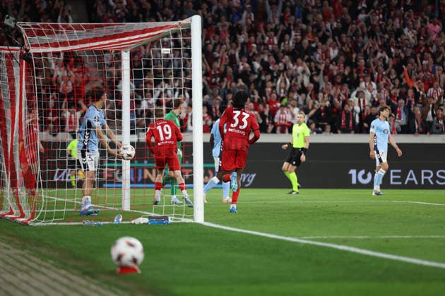 09.04.2026, xrekx, Fussball UEFA Europa League, SC Freiburg - Celta Vigo v.l. Torjubel nach dem Tor zum celebrating the goal celebrate 2:0 durch Niklas Beste (SC Freiburg) (DFL DFB REGULATIONS PROHIBIT ANY USE OF PHOTOGRAPHS as IMAGE SEQUENCES and or QUASI-VIDEO) Freiburg