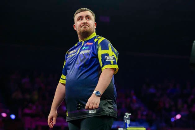 2026 BetMGM Premier League Darts, Night 10, Brighton Luke Littler dejected during the 2026 BetMGM Premier League Darts, Night 10 at the Brighton Centre, Brighton, England, United Kingdom on 9 April 2026 Credit: Phil Duncan Every Second Media Editorial use only. All images are copyright Every Second Media Limited. No images may be reproduced without prior permission. Copyright: xIMAGO EveryxSecondxMediax ESM-1897-0012 PhilxDuncanx xEveryxSecondxMediax