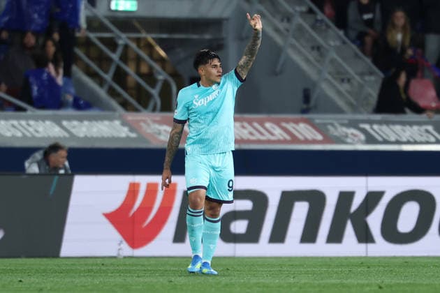 Santiago Castro of Bologna FCcelebrates after scoring the goal of 1-0 during the UEFA Europa League 2025 2026 football match between Bologna FC and Aston Villa FC at Renato dall Ara stadium in Bologna (Italy), April 09th, 2026. cesarexpurini