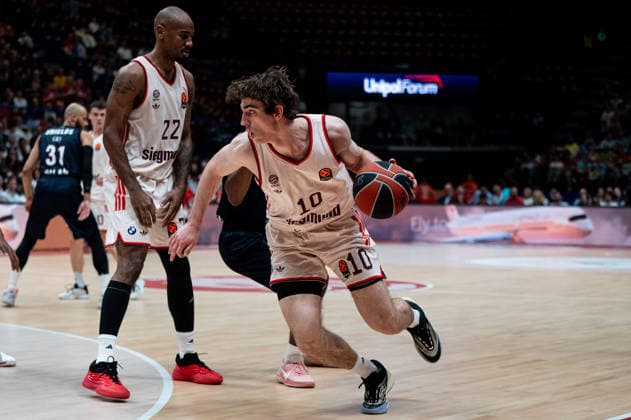 Justinian Jessup (FC Bayern Munich) In action against Olimpia Milano during EA7 Emporio Armani Milano vs Bayern Monaco, Basketball Euroleague match in Assago (MI), Italy, April 09 2026  Copyright: xSaraxAngelica IPAxSportx xipa-agency.netx xx IPA_73853440 IPA_Agency_IPA73853440