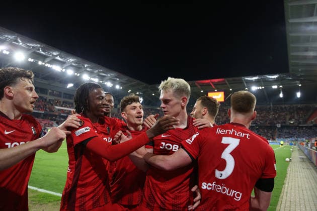 09.04.2026, xrekx, Fussball UEFA Europa League, SC Freiburg - Celta Vigo v.l. Torjubel nach dem Tor zum celebrating the goal celebrate 3:0 durch Matthias Ginter (SC Freiburg) (DFL DFB REGULATIONS PROHIBIT ANY USE OF PHOTOGRAPHS as IMAGE SEQUENCES and or QUASI-VIDEO) Freiburg