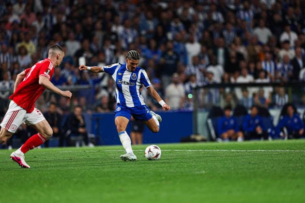 April 9, 2026, Porto, Porto, Portugal: William Gomes of Fc Porto in action during UEFA Europa League 2025 26 Quarter-Final Leg One match between Fc Porto and Nottingham Forest at Estadio Dragao on April 09, 2026 in Porto, Portugal Uefa Europe League Fc Porto X Nottingham Forest  - ZUMAe141 20260409_zsp_e141_135 Copyright: xLuisxEirasx