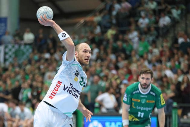 Handball DAIKIN HBL, SC DHfK Leipzig - FRISCH AUF! Göppingen; 09.04.2026 Marcel Schiller (24, Frisch Auf Göppingen). Handball, DAIKIN HBL, 1. Bundesliga, Saison 2025 2026, 28. Spieltag: SC DHfK Leipzig vs. FRISCH AUF! Göppingen am 09.04.2026 in der Quarterback Immobilien Arena Leipzig. Copyright: xBEAUTIFULxSPORTS JanxKaeferx