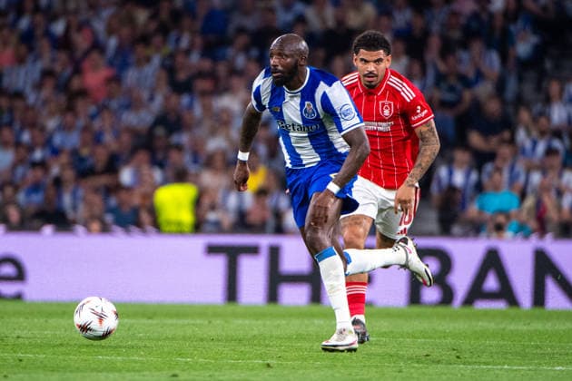 April 9, 2026, Porto, Porto, Portugal: PORTO, PORTUGAL - APRIL 09: SEKO FOFANA from FC Porto is seen on action during the UEFA Europa League 2025 26 Quarter-Final Leg One match between FC Porto and Nottingham Forest FC at Estadio do Dragao on April 09, 2026 in Porto, Portugal. FC Porto X Nottingham Forest - UEFA Europa League 2025 26  - ZUMAl192 20260409_zsp_l192_060 Copyright: xMiguelxLemosx