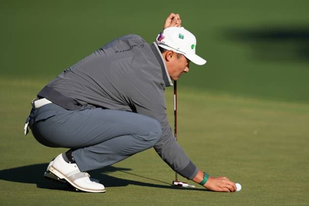 (260410) -- AUGUSTA, April 10, 2026 -- Li Haotong of China lines his putt during the round 1 of the 2026 Masters golf tournament at Augusta National Golf Club in Augusta, the United States, on April 9, 2026. ) (SP)U.S.-AUGUSTA-GOLF-2026 MASTERS-ROUND 1 WuxXiaoling 