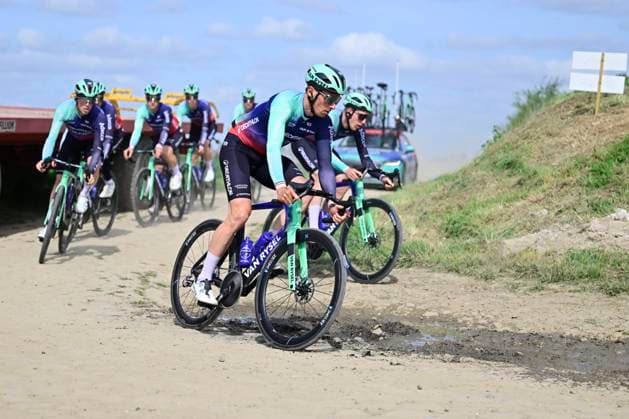 Paris - Roubaix Hauts-de-France 2026 Cycling Race Media Activities 10 04 2026 ROUBAIX, FRANCE - APRIL 10 : Naesen Oliver (BEL) of Decathlon CMA CGM Team riding during a training and reconnaissance session ahead of the 123rd edition of Paris - Roubaix Hauts-de-France an UCI World Tour 1.UWT one day cycling road race for Men Elite of 258 km with start in Compiegne and finish in Roubaix on April 10, 2026 in Roubaix, France, 10 04 2026 ( Motordriver Guy de Vuyst - Roubaix France  Copyright: xJanxDexMeuleneirx