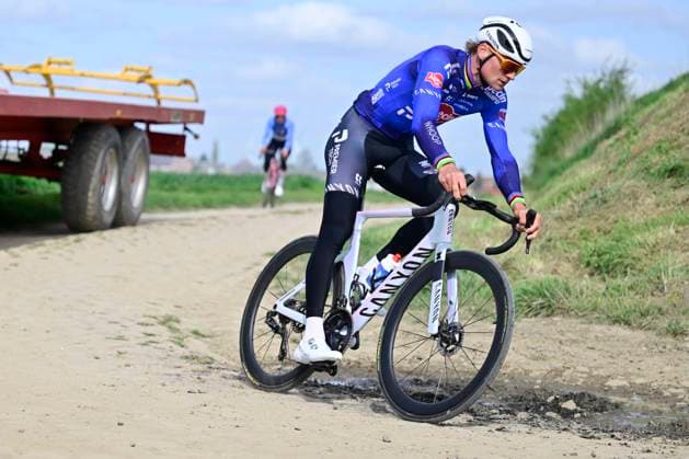 Paris - Roubaix Hauts-de-France 2026 Cycling Race Media Activities 10 04 2026 ROUBAIX, FRANCE - APRIL 10 : Van Der Poel Mathieu (NED) of Alpecin Premier Tech riding during a training and reconnaissance session ahead of the 123rd edition of Paris - Roubaix Hauts-de-France an UCI World Tour 1.UWT one day cycling road race for Men Elite of 258 km with start in Compiegne and finish in Roubaix on April 10, 2026 in Roubaix, France, 10 04 2026 ( Motordriver Guy de Vuyst - Roubaix France  Copyright: xJanxDexMeuleneirx