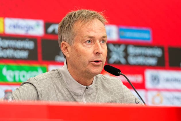 10.04.2026, xydrx, Fußball, Pressekonferenz Bayer 04 Leverkusen mit Cheftrainer Kasper Hjulmand vor dem Bundesliga Auswärtsspiel gegen Borussia Dortmund, Saison 2025 2026 DFB regulations prohibit any use of photographs as image sequences and or quasi-video. *** 10 04 2026, xydrx, Football, Press conference Bayer 04 Leverkusen with head coach Kasper Hjulmand before the Bundesliga away match against Borussia Dortmund, season 2025 2026 DFB regulations prohibit any use of photographs as image sequences and or quasi video Copyright: HMBxMedia YannisxDreimann