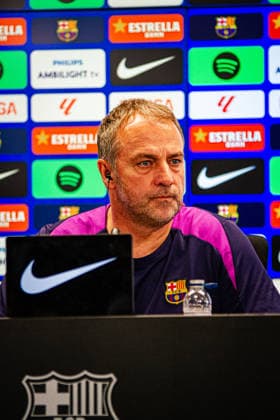 ESP: FC Barcelona, Barca Pre-match. La Liga Hansi Flick of FC Barcelona during the pre-match press conference, PK, Pressekonferenz against RCD Espanol in La Liga on April 10, 2026 in Barcelona Spain Barcelona Spain Football *** ESP FC Barcelona Pre match La Liga Hansi Flick of FC Barcelona during the pre match press conference against RCD Espanol in La Liga on April 10, 2026 in Barcelona Spain Barcelona Spain Football Copyright: xOriolxSanchezx xAgenciaxLOFx