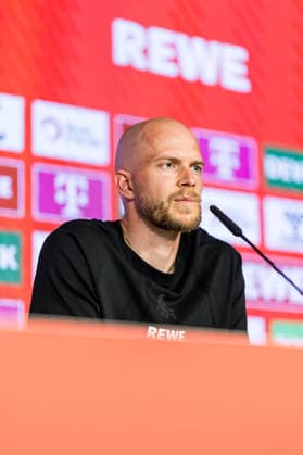 COLOGNE, GERMANY - APRIL 10: Rene Wagner (Head Coach 1. FC Koeln) during the pre game press conference, PK, Pressekonferenz before the 1. Bundesliga match between 1. FC Koeln and Werder Bremen at Geissbockheim on April 10, 2026 in Cologne, Germany. North Rhine Westphalia Germany Copyright: xSteffiexWunderlx
