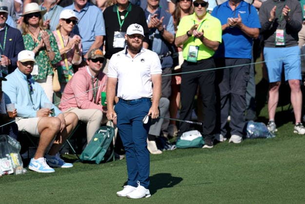Golf 2026 Masters Tournament - Round 2 Tyrrell Hatton of England looks on after playing a shot from the fairway on Hole 2 in Round 2 of the 2026 Masters tournament in August, Georgia, USA, 10 April 2026. Augusta United States  Copyright: xCHRISxTORRESx