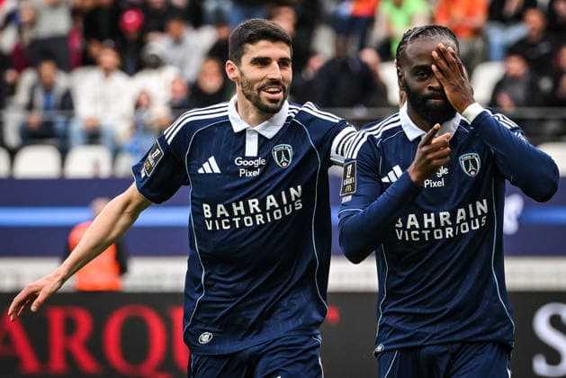 April 10, 2026, Paris, France, France: Jonathan IKONE of Paris FC celebrate his goal with Pierre LEES-MELOU of Paris FC during the Ligue 1 match between Paris FC and AS Monaco at Jean-Bouin Stadium on April 10, 2026 in Paris, France. Paris France - ZUMAm308 20260410_zsp_m308_002 Copyright: xMatthieuxMirvillex