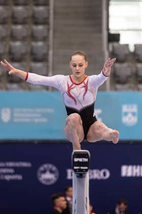 DOBRO FIG Apparatus World Cup Osijek 2026 Qualifications Sofia Tonelli of Italy performs on the balance beam during the DOBRO FIG Apparatus World Cup Osijek 2026 Qualifications at Sports Hall Gradski vrt on April 10, 2026. in Osijek, Croatia.  DavorxJavorovic PIXSELL